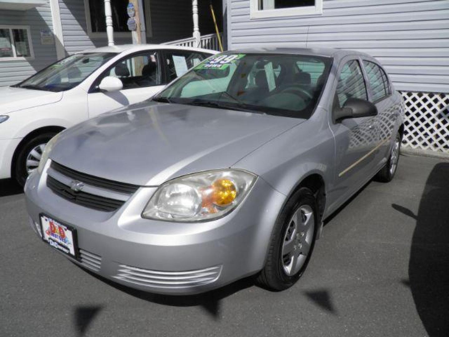 2005 SILVER Chevrolet Cobalt Sedan (1G1AK52F957) with an 2.2L L4 engine, AT transmission, located at 15520 McMullen Hwy SW, Belair, MD, 21502, (301) 729-3700, 39.581375, -78.846451 - Photo#0