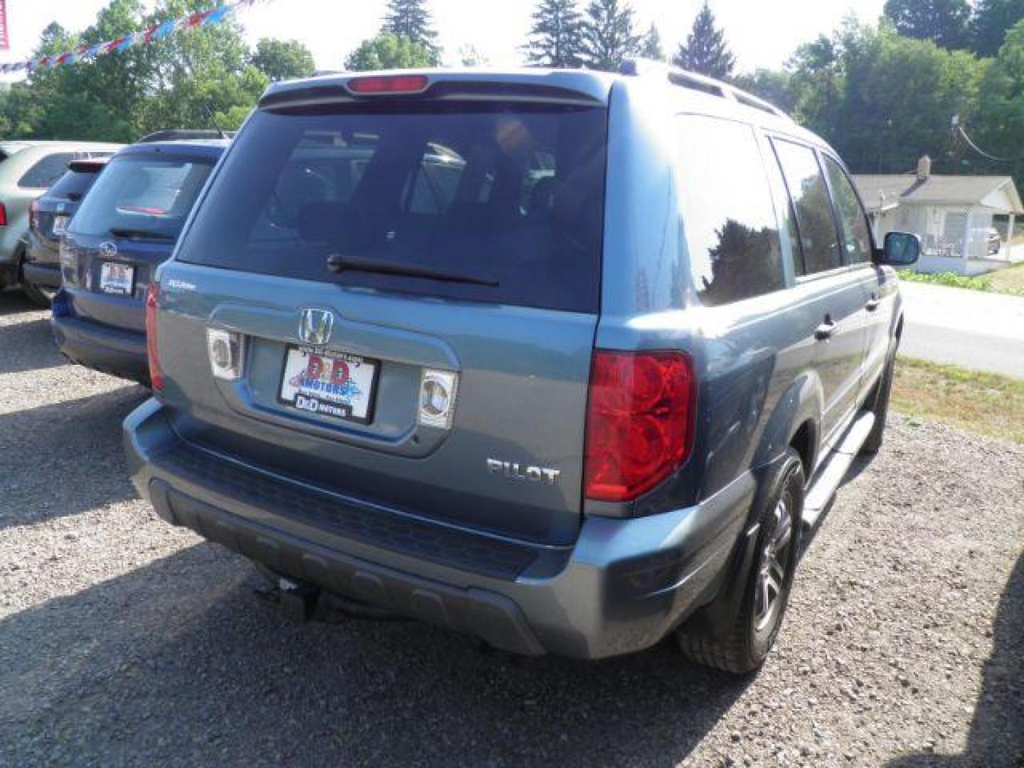 2005 BLUE Honda Pilot EX (2HKYF18435H) with an 3.5L V6 engine, AT transmission, located at 19521 New George's Creek Rd SW, Barton, MD, 21521, (301) 463-2404, 39.524323, -79.017906 - Photo#6