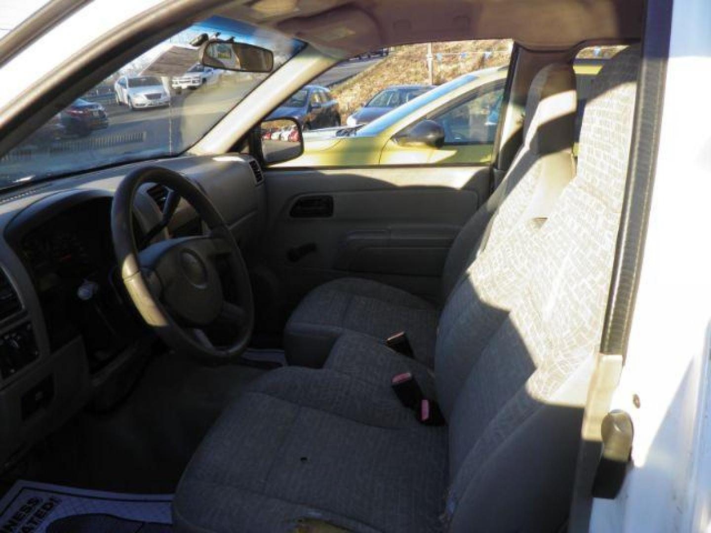 2007 WHITE Chevrolet COLORADO Work Truck Ext. Cab (1GCCS19E678) with an 3.7L V6 engine, AT transmission, located at 15520 McMullen Hwy SW, Belair, MD, 21502, (301) 729-3700, 39.581375, -78.846451 - Photo#1