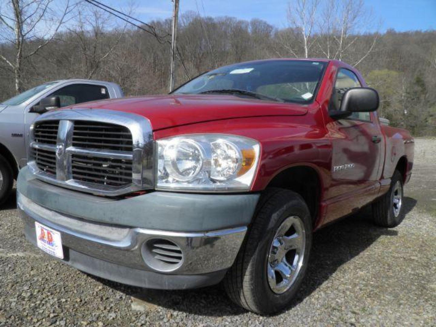 2007 RED Dodge Ram 1500 ST 2WD (1D7HA16K07J) with an 3.7L V6 engine, AT transmission, located at 19521 New George's Creek Rd SW, Barton, MD, 21521, (301) 463-2404, 39.524323, -79.017906 - Photo#0