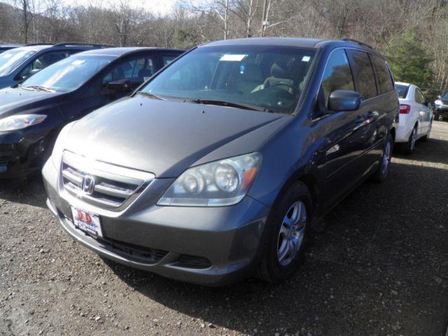 2007 GRAY Honda Odyssey EX (5FNRL384X7B) with an 3.5L V6 engine, AT transmission, located at 19521 New George's Creek Rd SW, Barton, MD, 21521, (301) 463-2404, 39.524323, -79.017906 - Photo#0