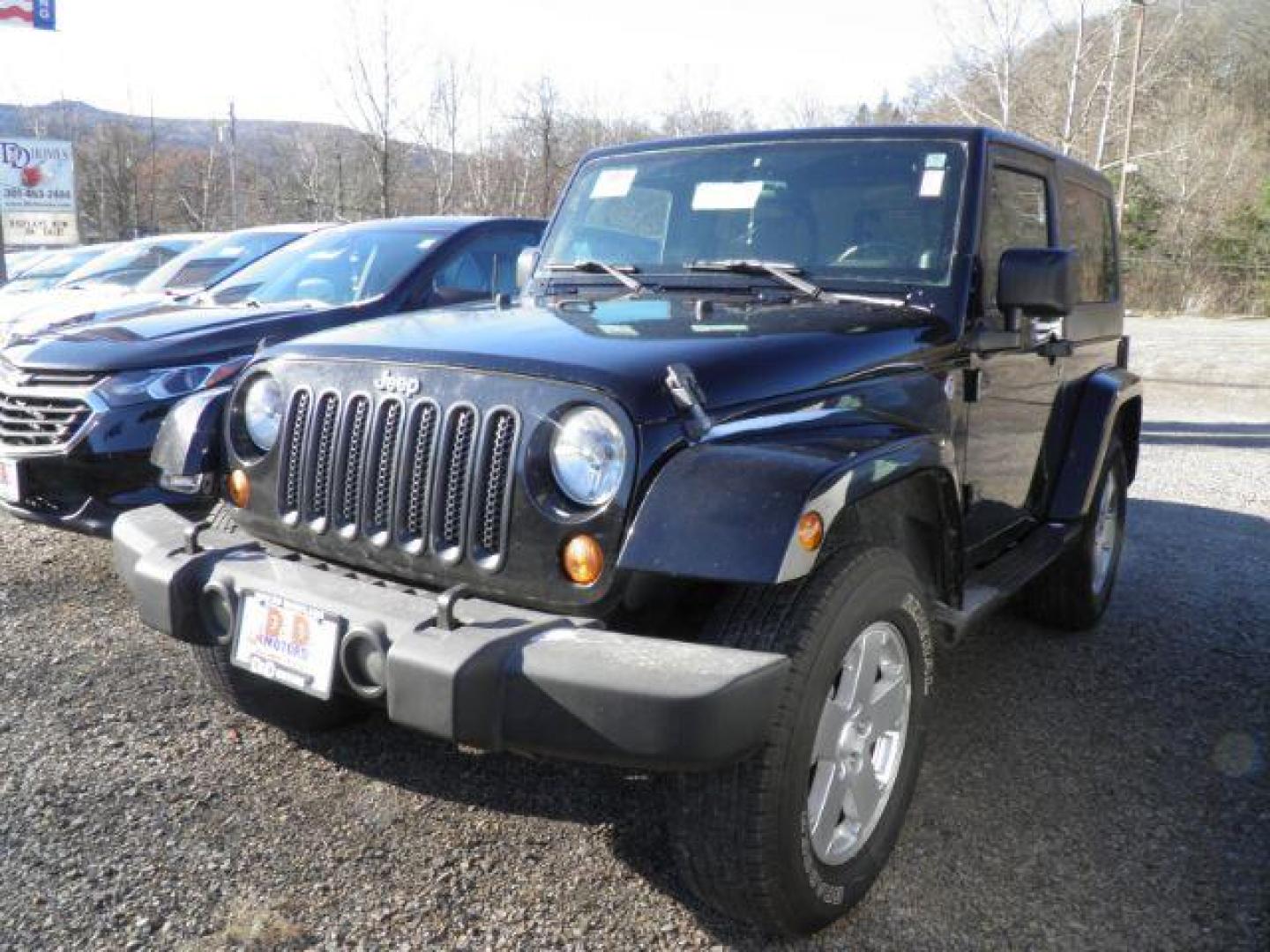 2007 BLACK Jeep Wrangler Sahara (1J8FA54187L) with an 3.8 V6 engine, located at 19521 New George's Creek Rd SW, Barton, MD, 21521, (301) 463-2404, 39.524323, -79.017906 - Photo#0