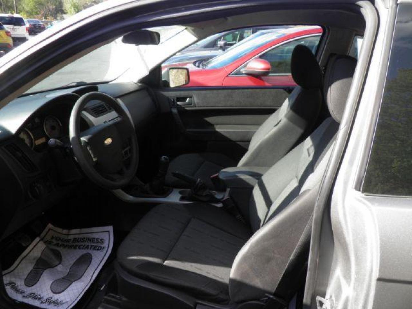 2008 GRAY FORD FOCUS SE Coupe (1FAHP33N18W) with an 2.0L L4 engine, MAN transmission, located at 15520 McMullen Hwy SW, Belair, MD, 21502, (301) 729-3700, 39.581375, -78.846451 - Photo#1