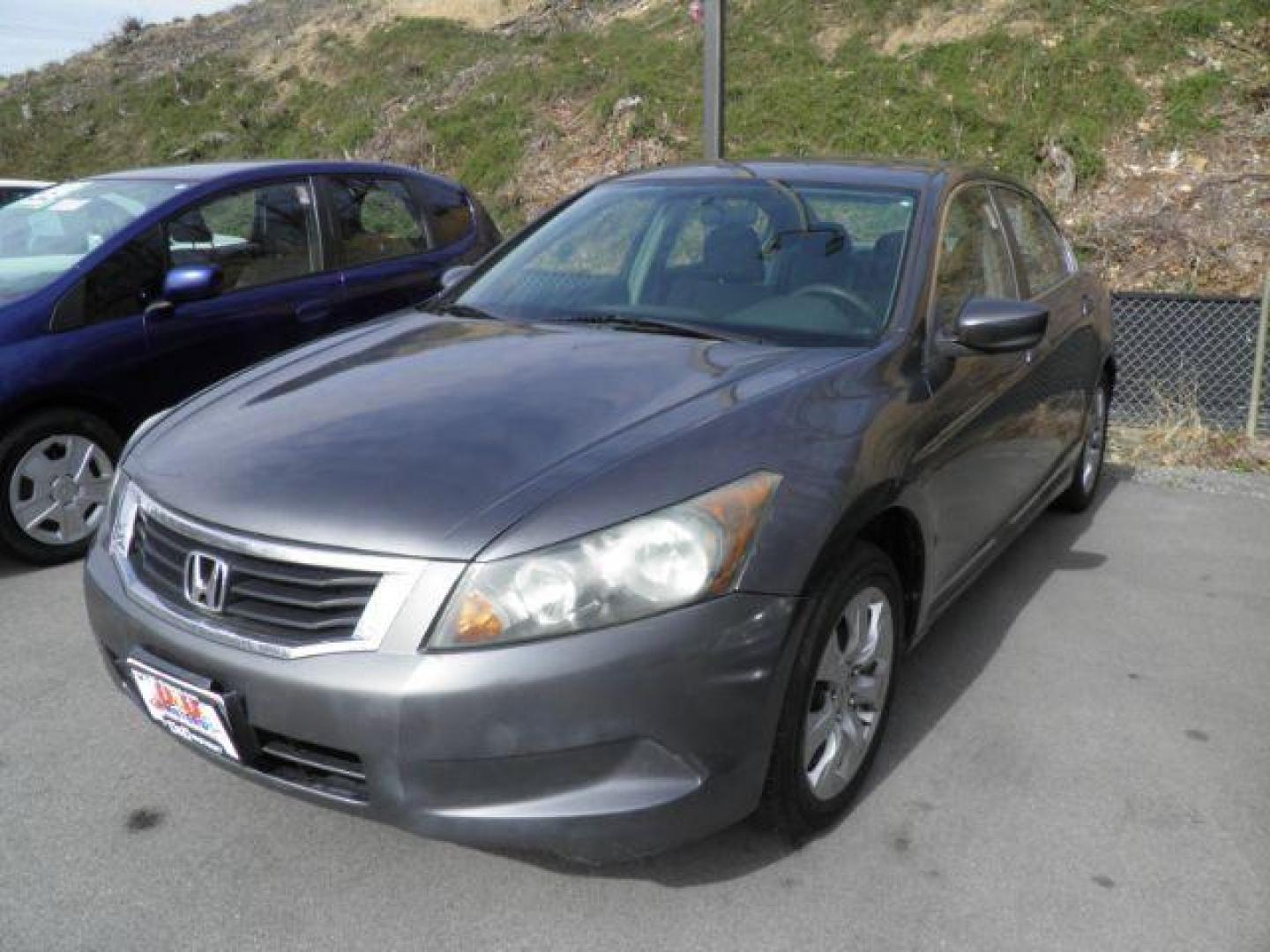 2008 GRAY Honda Accord EX (1HGCP26718A) with an 2.4l L4 engine, AT transmission, located at 15520 McMullen Hwy SW, Belair, MD, 21502, (301) 729-3700, 39.581375, -78.846451 - Photo#0