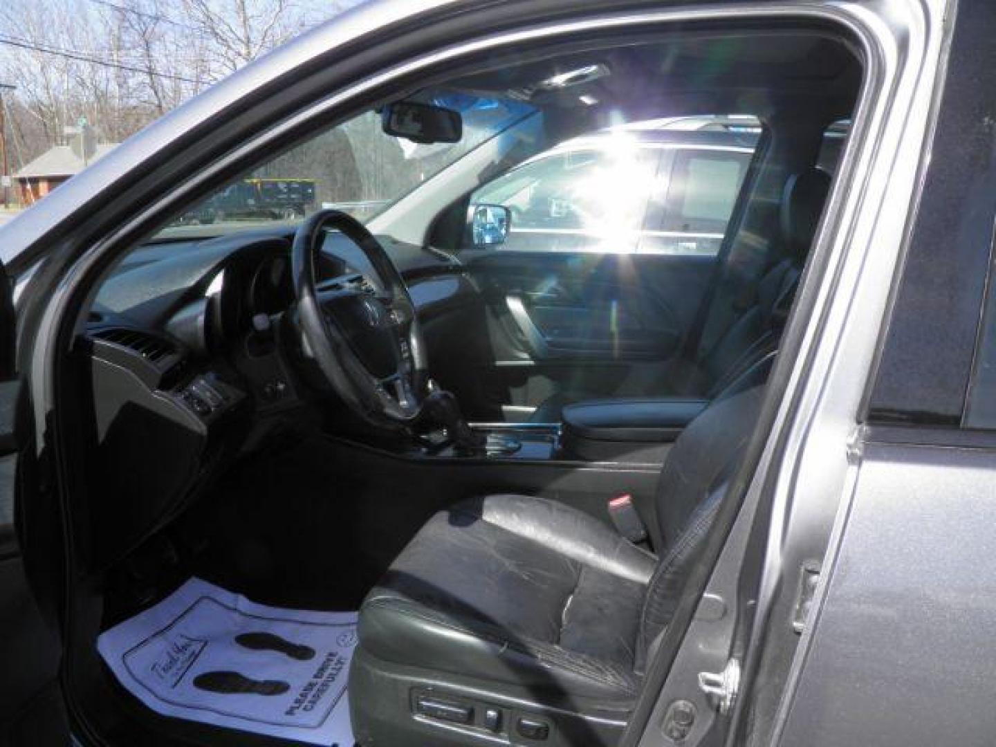 2009 GRAY Acura MDX Tech Package (2HNYD28659H) with an 3.7L V6 engine, AT transmission, located at 15520 McMullen Hwy SW, Belair, MD, 21502, (301) 729-3700, 39.581375, -78.846451 - Photo#1