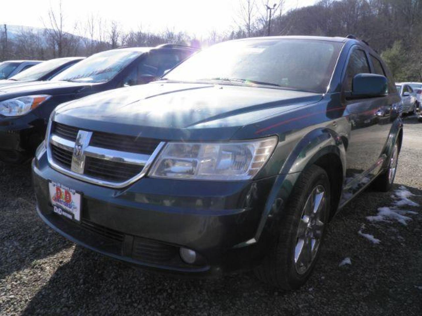 2009 GREEN Dodge Journey RT AWD (3D4GH67V69T) with an 3.5L V6 engine, AT transmission, located at 19521 New George's Creek Rd SW, Barton, MD, 21521, (301) 463-2404, 39.524323, -79.017906 - Photo#0