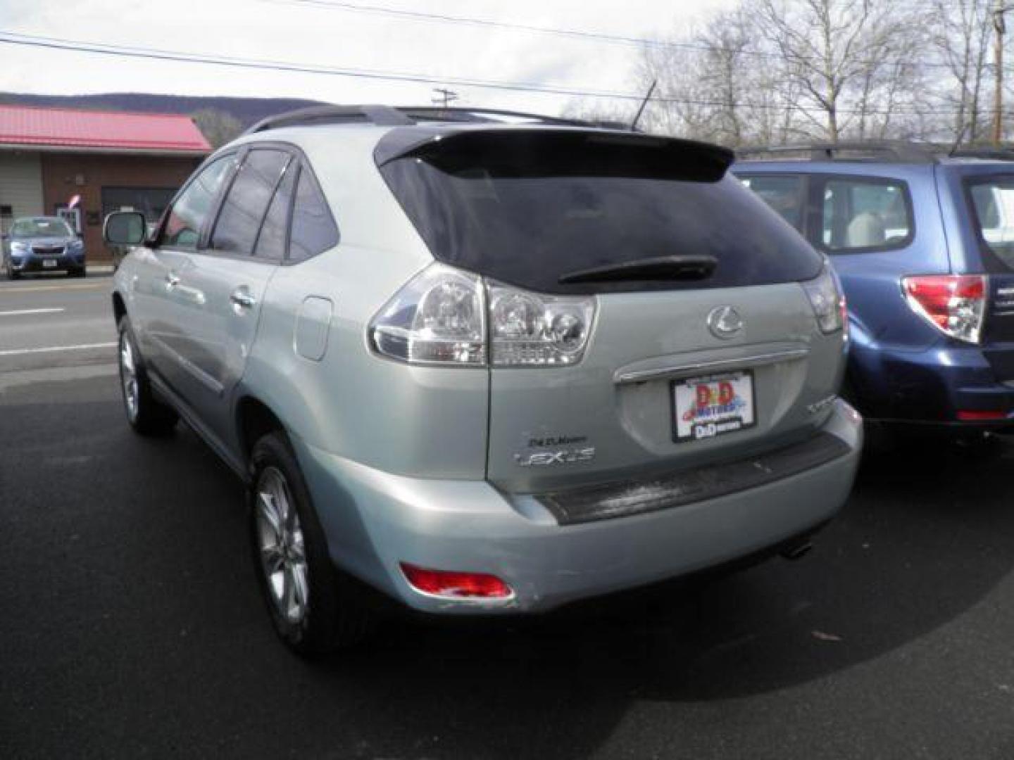 2009 SILVER Lexus RX 350 AWD (2T2HK31U99C) with an 3.5L V6 engine, AT transmission, located at 15520 McMullen Hwy SW, Belair, MD, 21502, (301) 729-3700, 39.581375, -78.846451 - Photo#5