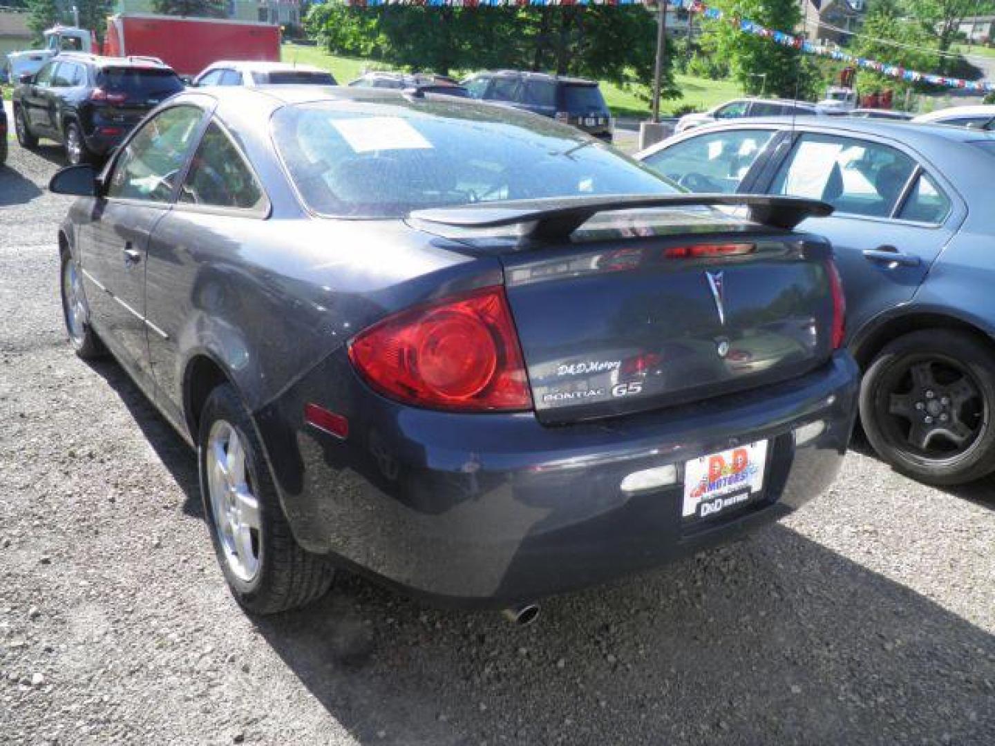 2009 GRAY Pontiac G5 GT Coupe (1G2AS18H597) with an 2.4L L4 engine, AT transmission, located at 15520 McMullen Hwy SW, Belair, MD, 21502, (301) 729-3700, 39.581375, -78.846451 - Photo#4