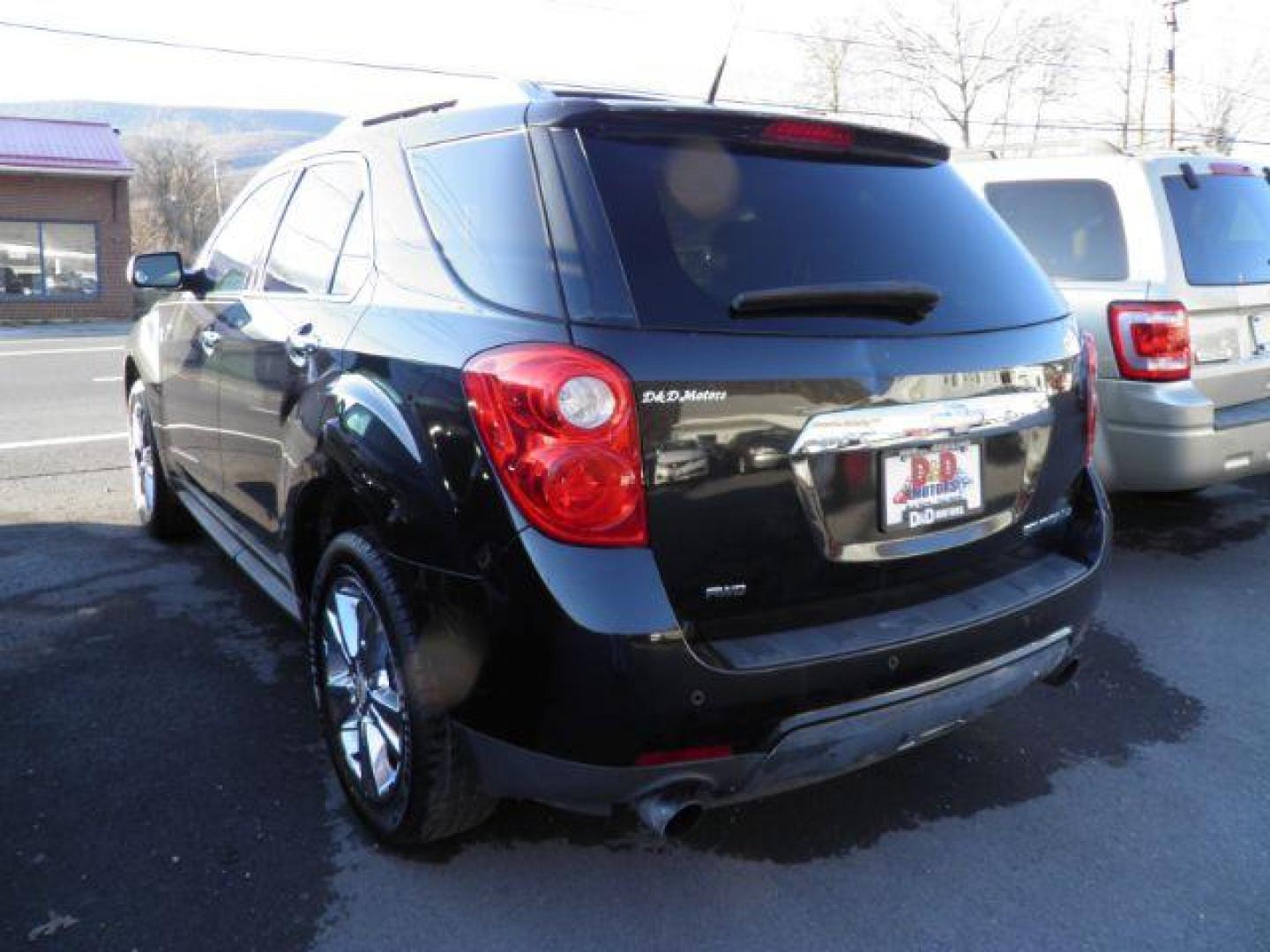 2010 Black Chevrolet Equinox LTZ AWD (2CNFLGEYXA6) with an 3.0l V6 engine, AT transmission, located at 15520 McMullen Hwy SW, Belair, MD, 21502, (301) 729-3700, 39.581375, -78.846451 - Photo#5