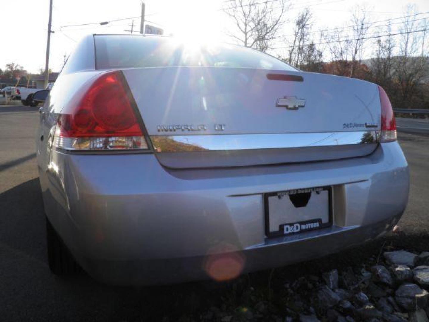 2010 SILVER Chevrolet Impala LT (2G1WB5EK4A1) with an 3.5L V6 engine, AT transmission, located at 15520 McMullen Hwy SW, Belair, MD, 21502, (301) 729-3700, 39.581375, -78.846451 - Photo#4