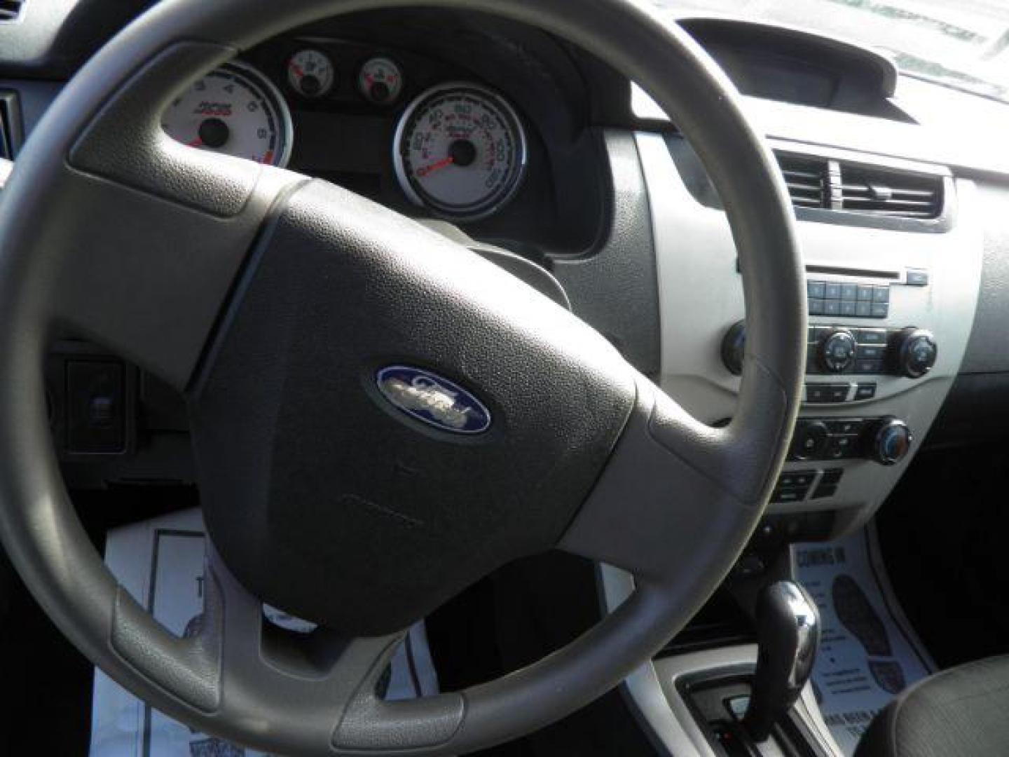 2010 BLUE Ford Focus SE Sedan (1FAHP3FN4AW) with an 2.0L L4 engine, AT transmission, located at 19521 New George's Creek Rd SW, Barton, MD, 21521, (301) 463-2404, 39.524323, -79.017906 - Photo#2