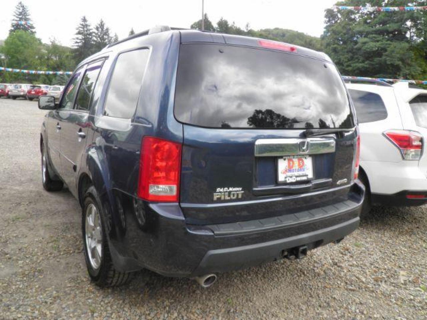 2010 BLUE Honda Pilot EX 4WD 5-Spd AT (5FNYF4H48AB) with an 3.5L V6 engine, AT transmission, located at 19521 New George's Creek Rd SW, Barton, MD, 21521, (301) 463-2404, 39.524323, -79.017906 - Photo#4