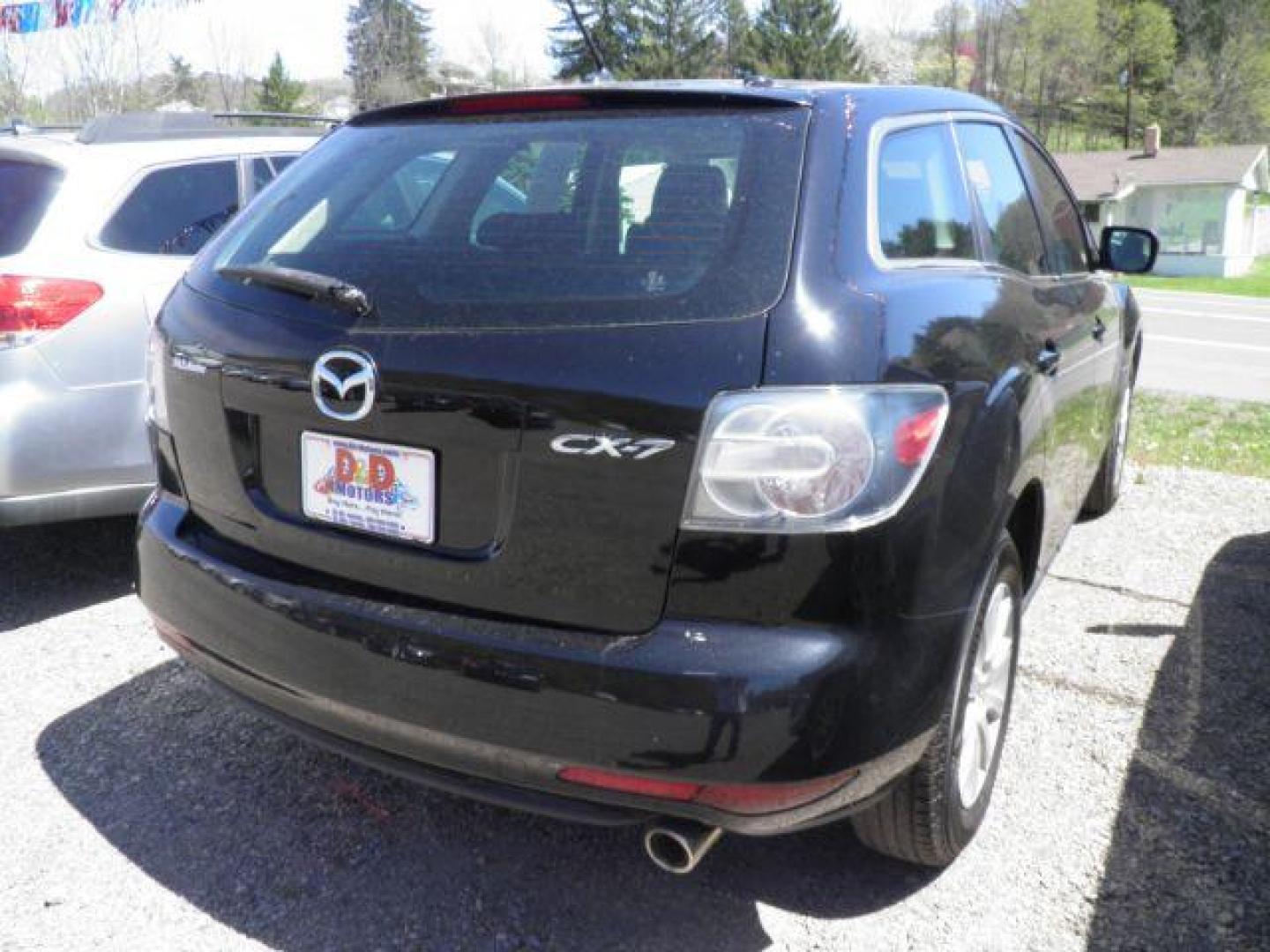 2010 BLACK Mazda CX-7 I Sport (JM3ER2W59A0) with an 2.5 L4 engine, AT transmission, located at 19521 New George's Creek Rd SW, Barton, MD, 21521, (301) 463-2404, 39.524323, -79.017906 - Photo#5