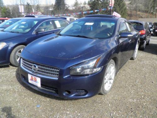 2010 NISSAN MAXIMA PASSENGER CAR