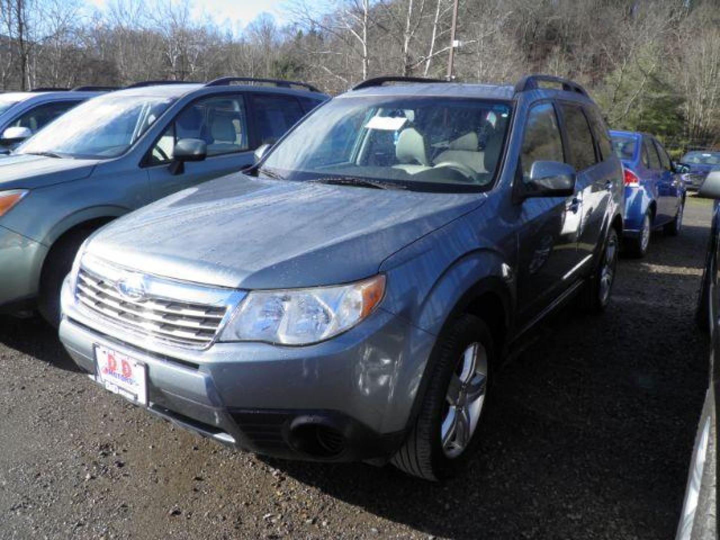 2010 GREEN Subaru Forester 2.5X Premium (JF2SH6CCXAH) with an 2.5 L4 engine, AT transmission, located at 19521 New George's Creek Rd SW, Barton, MD, 21521, (301) 463-2404, 39.524323, -79.017906 - Photo#0