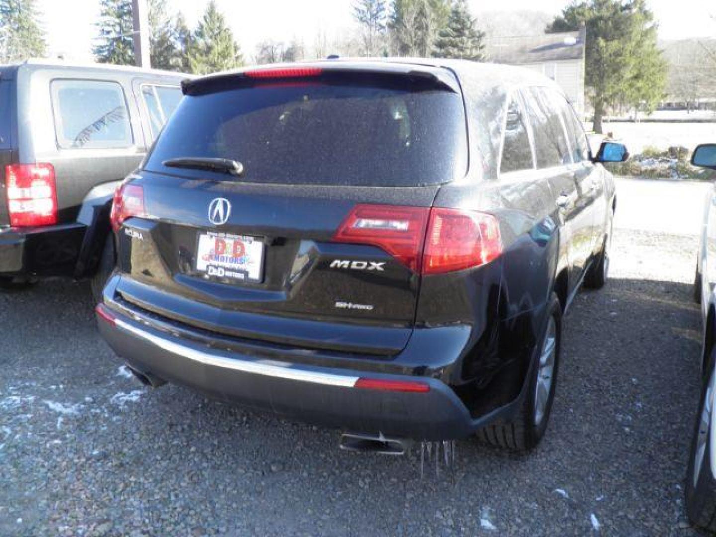 2011 BLACK Acura MDX 6-Spd AT (2HNYD2H2XBH) with an 3.7L V6 SOHC 24V engine, AT transmission, located at 19521 New George's Creek Rd SW, Barton, MD, 21521, (301) 463-2404, 39.524323, -79.017906 - Photo#6