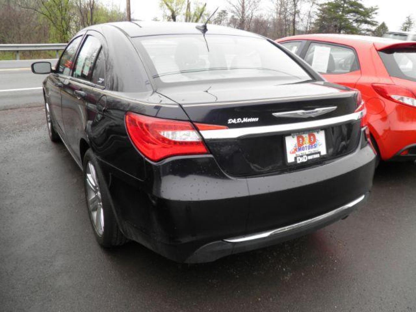 2011 BLACK Chrysler 200 Touring (1C3BC1FB9BN) with an 2.4L L4 engine, AT transmission, located at 15520 McMullen Hwy SW, Belair, MD, 21502, (301) 729-3700, 39.581375, -78.846451 - Photo#4