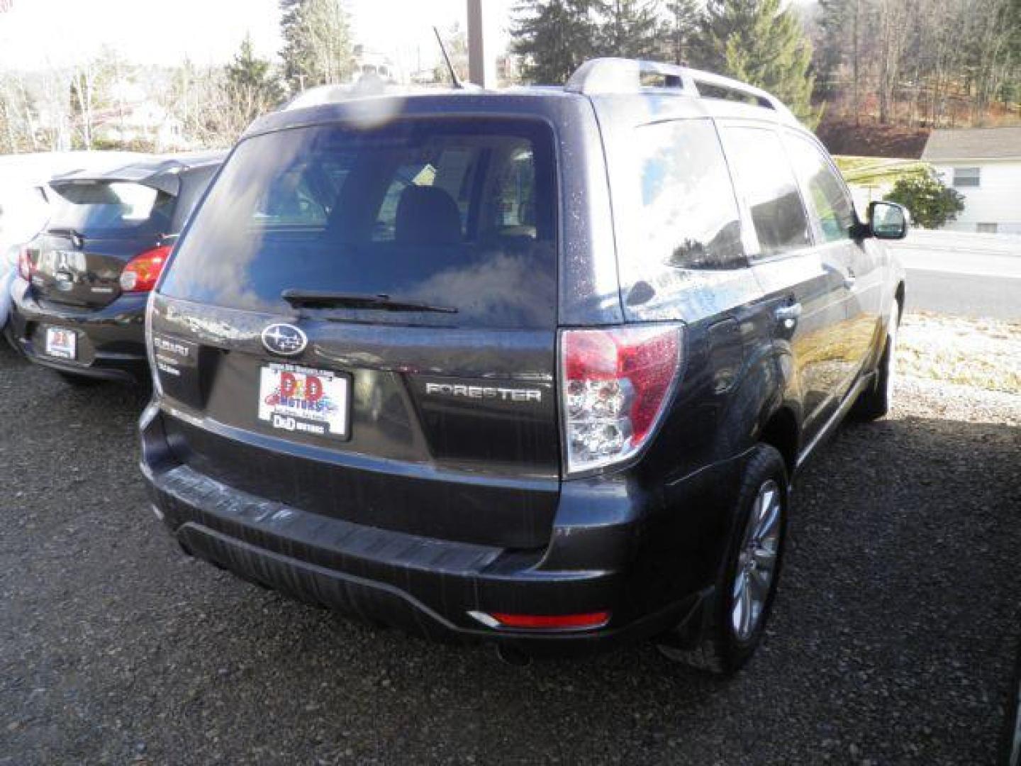 2011 GRAY Subaru Forester 2.5X Limited (JF2SHBFC7BH) with an 2.5 L4 engine, AT transmission, located at 19521 New George's Creek Rd SW, Barton, MD, 21521, (301) 463-2404, 39.524323, -79.017906 - Photo#5