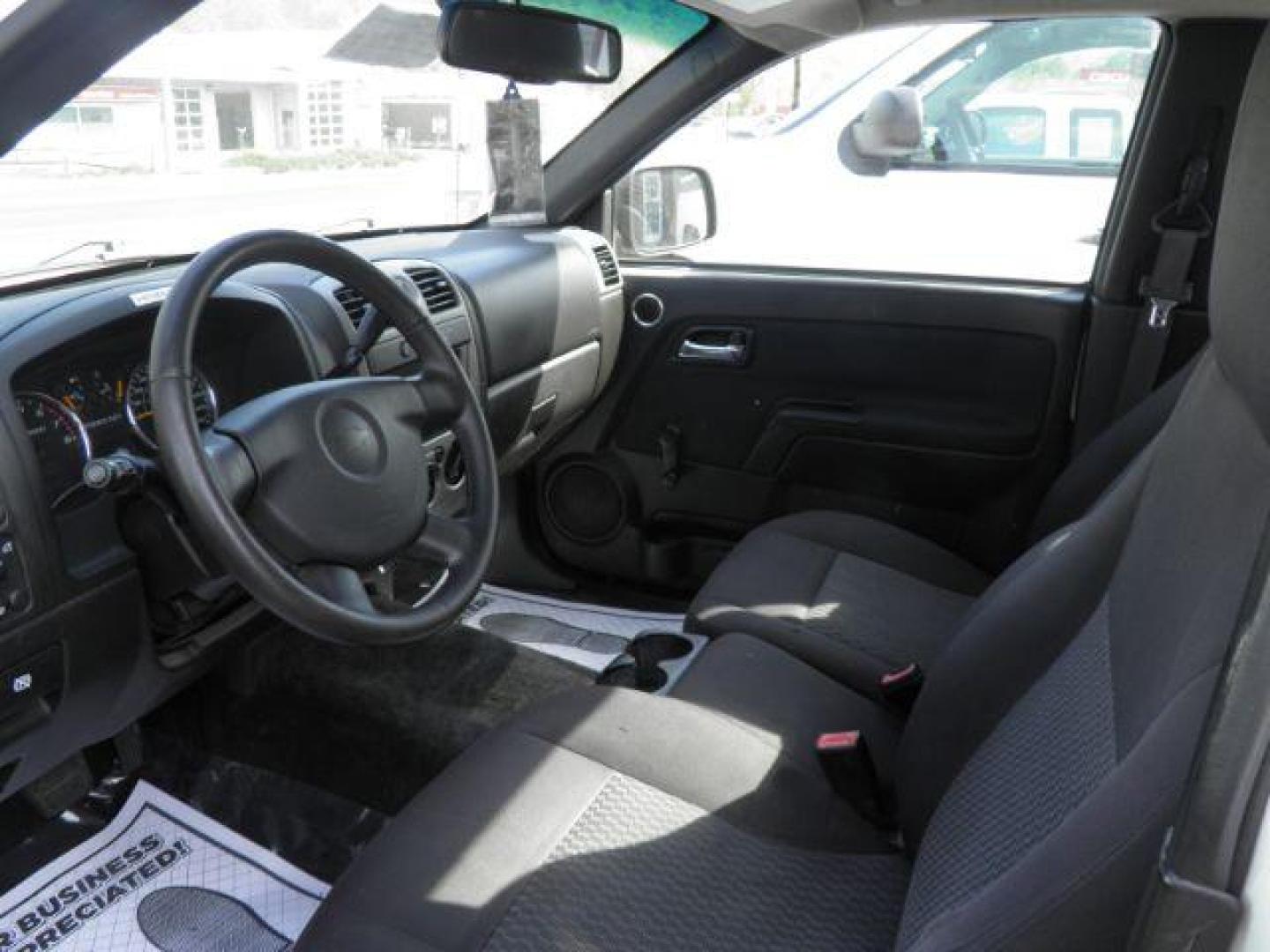 2012 WHITE Chevrolet Colorado Work Truck 2WD (1GCCSBF96C8) with an 2.9L L4 engine, AT transmission, located at 19521 New George's Creek Rd SW, Barton, MD, 21521, (301) 463-2404, 39.524323, -79.017906 - Photo#1