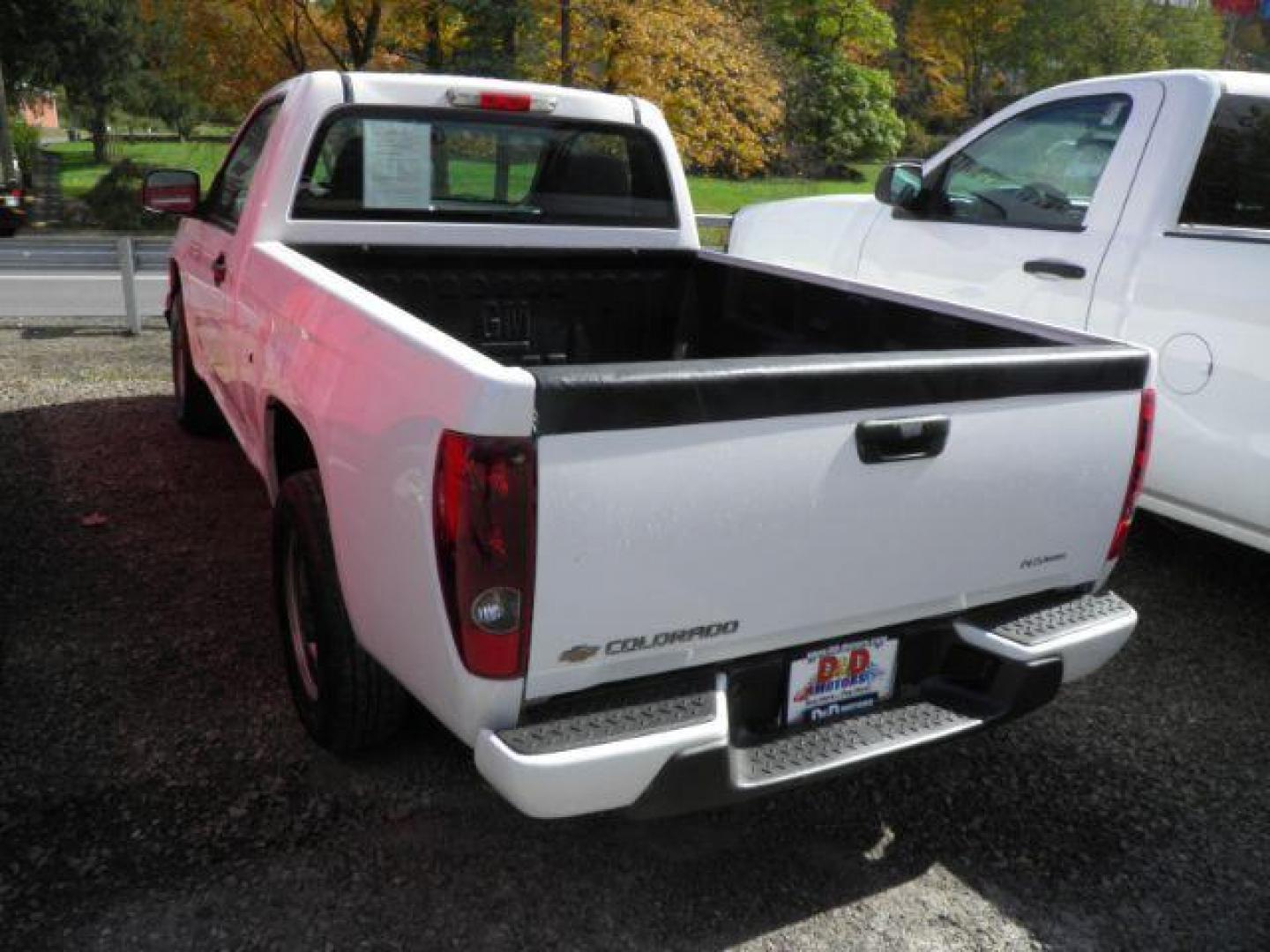 2012 WHITE Chevrolet Colorado Work Truck 2WD (1GCCSBF93C8) with an 2.9L L4 engine, AT transmission, located at 19521 New George's Creek Rd SW, Barton, MD, 21521, (301) 463-2404, 39.524323, -79.017906 - Photo#3