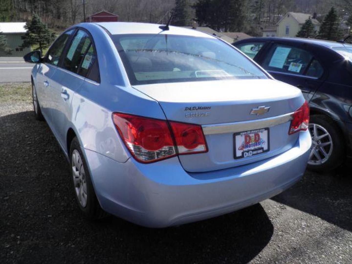 2012 BLUE Chevrolet Cruze 2LS (1G1PC5SH1C7) with an 1.8L L4 engine, AT transmission, located at 15520 McMullen Hwy SW, Belair, MD, 21502, (301) 729-3700, 39.581375, -78.846451 - Photo#4