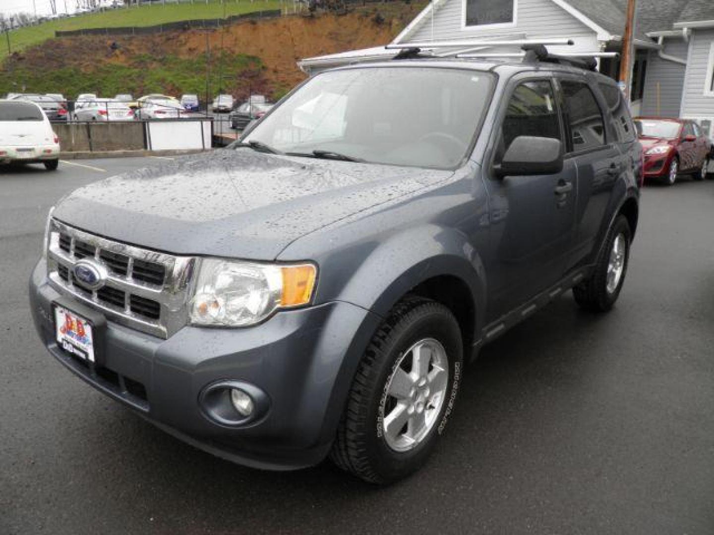 2012 BLUE Ford Escape XLT 4WD (1FMCU9D74CK) with an 2.5 L4 engine, AT transmission, located at 15520 McMullen Hwy SW, Belair, MD, 21502, (301) 729-3700, 39.581375, -78.846451 - Photo#0