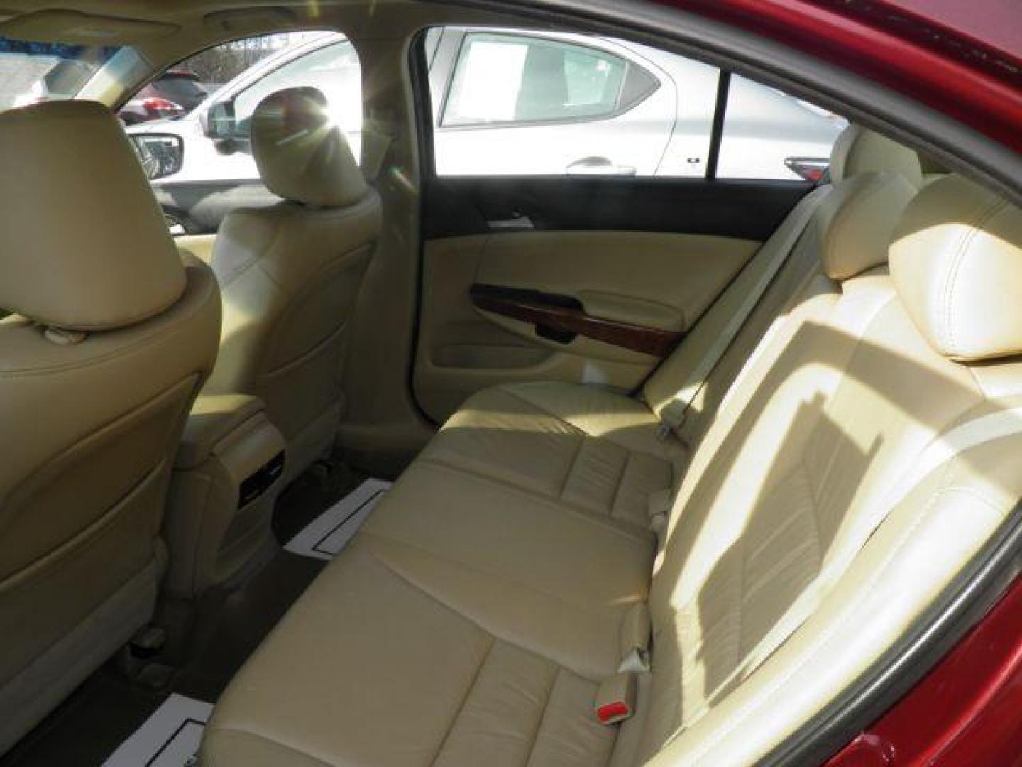 2012 RED HONDA ACCORD EX-L Sedan AT (1HGCP2F86CA) with an 2.4L L4 engine, AT transmission, located at 15520 McMullen Hwy SW, Belair, MD, 21502, (301) 729-3700, 39.581375, -78.846451 - Photo#3