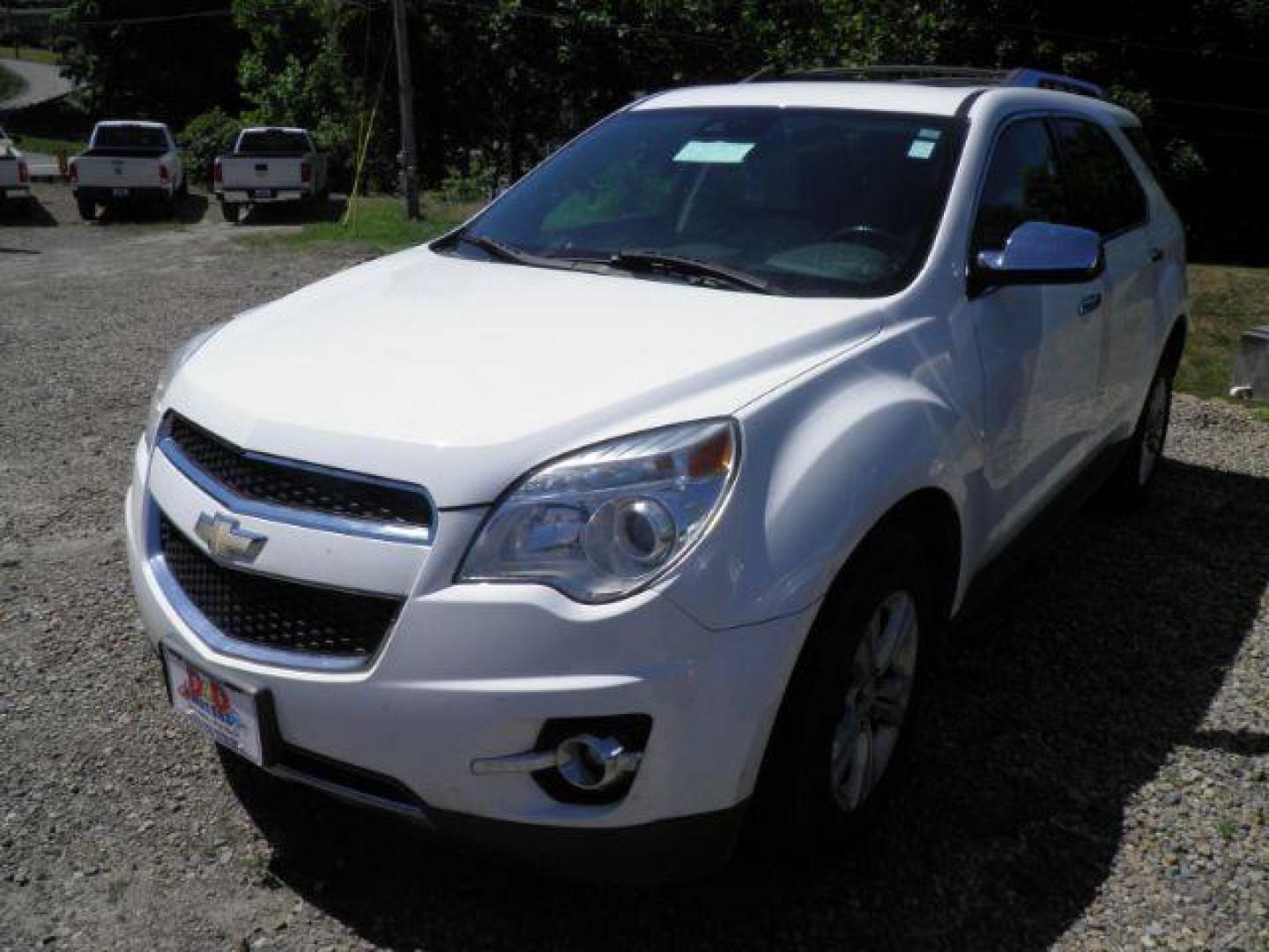 2013 WHITE Chevrolet Equinox SUV (2GNFLGEK1D6) with an 2.4L L4 engine, AT transmission, located at 19521 New George's Creek Rd SW, Barton, MD, 21521, (301) 463-2404, 39.524323, -79.017906 - Photo#0