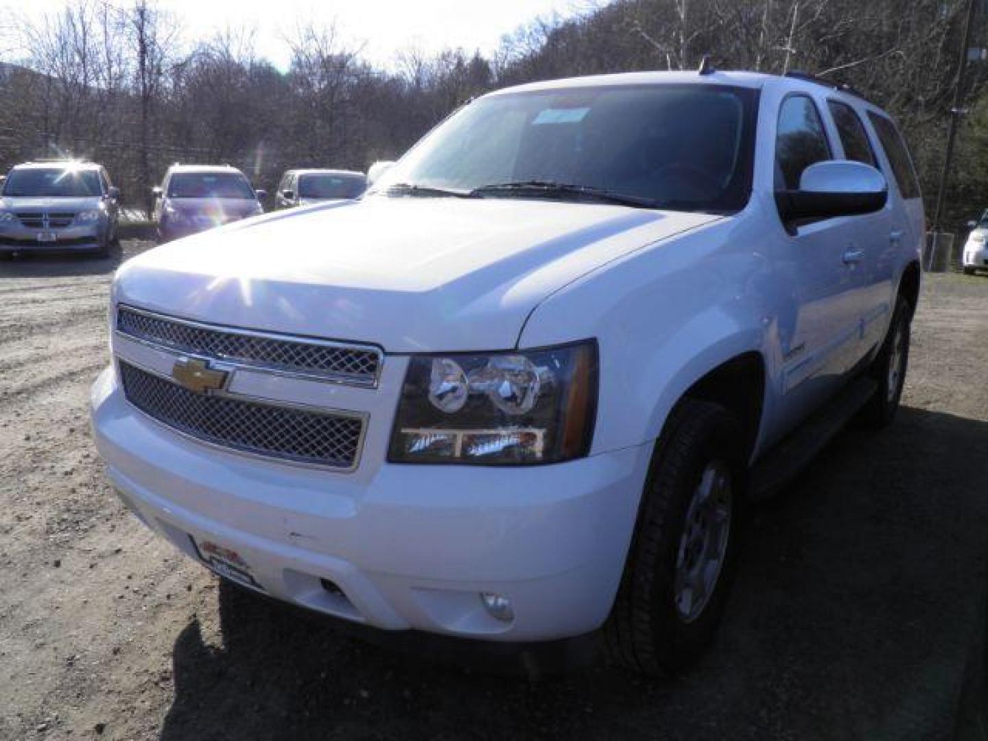 2013 WHITE Chevrolet Tahoe LT 4WD (1GNSKBE0XDR) with an 5.3l V8 engine, AT transmission, located at 19521 New George's Creek Rd SW, Barton, MD, 21521, (301) 463-2404, 39.524323, -79.017906 - Photo#0