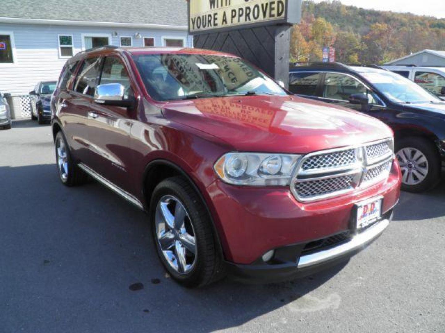 2013 RED Dodge Durango Citadel AWD (1C4SDJET6DC) with an $3500 Down engine, AT transmission, located at 15520 McMullen Hwy SW, Belair, MD, 21502, (301) 729-3700, 39.581375, -78.846451 - Photo#0