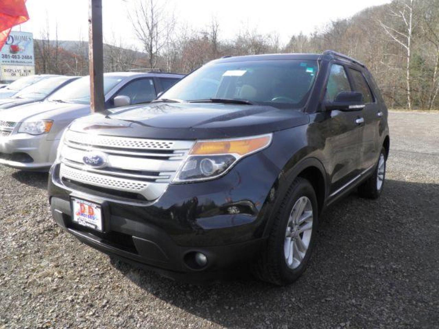 2013 BLACK Ford Explorer XLT 4WD (1FM5K8D84DG) with an 3.5L V6 engine, AT transmission, located at 19521 New George's Creek Rd SW, Barton, MD, 21521, (301) 463-2404, 39.524323, -79.017906 - Photo#0