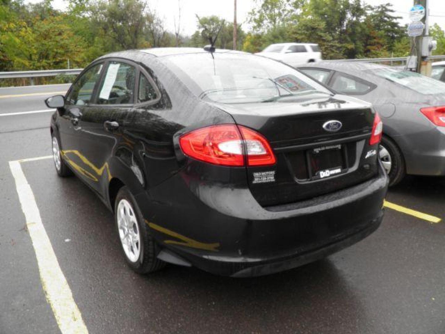 2013 BLACK FORD FIESTA S Sedan (3FADP4AJ2DM) with an 1.6l L4 engine, AT transmission, located at 15520 McMullen Hwy SW, Belair, MD, 21502, (301) 729-3700, 39.581375, -78.846451 - Photo#3