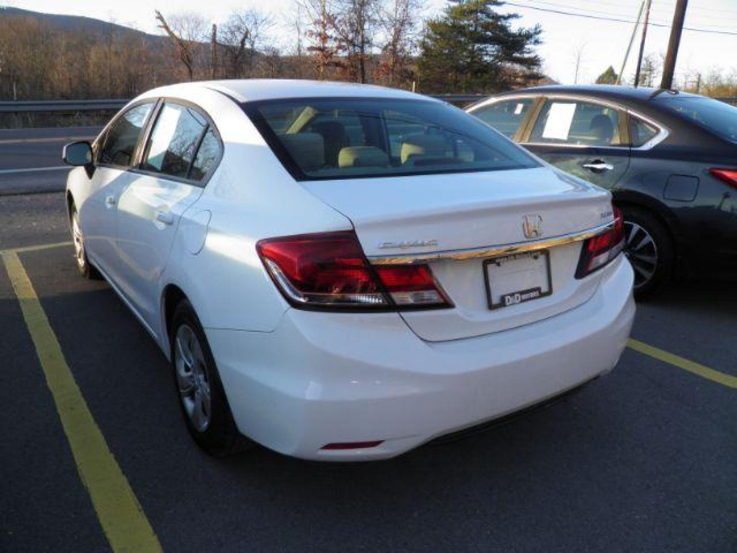 2013 WHITE Honda Civic LX Sedan 5-Speed AT (19XFB2F58DE) with an 1.8L L4 engine, AT transmission, located at 15520 McMullen Hwy SW, Belair, MD, 21502, (301) 729-3700, 39.581375, -78.846451 - Photo#4