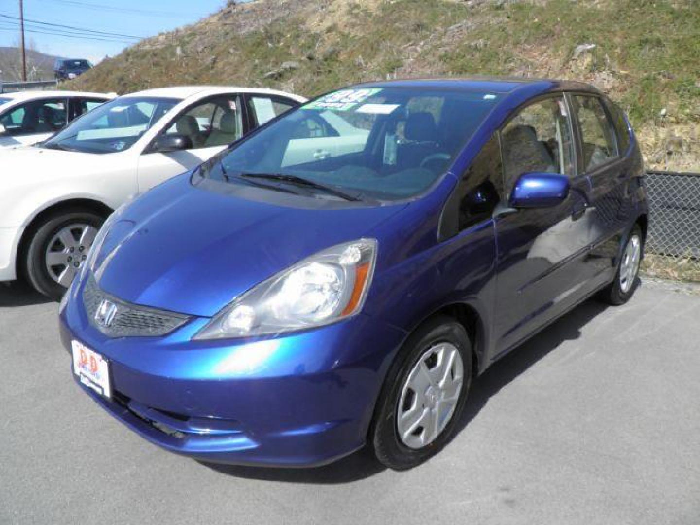 2013 BLUE HONDA FIT 5-Speed MT (JHMGE8G33DC) with an 1.5L L4 engine, MAN transmission, located at 15520 McMullen Hwy SW, Belair, MD, 21502, (301) 729-3700, 39.581375, -78.846451 - Photo#0