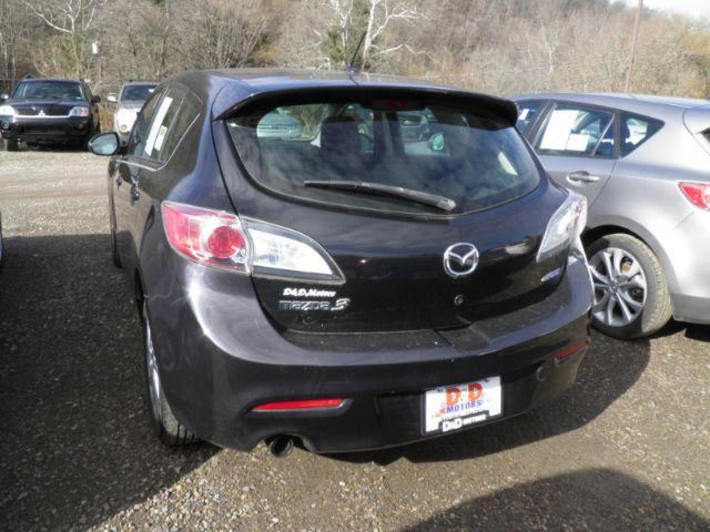 2013 BLACK Mazda MAZDA3 i Touring AT 5-Door (JM1BL1L74D1) with an 2.0L L4 engine, AT transmission, located at 19521 New George's Creek Rd SW, Barton, MD, 21521, (301) 463-2404, 39.524323, -79.017906 - Photo#5