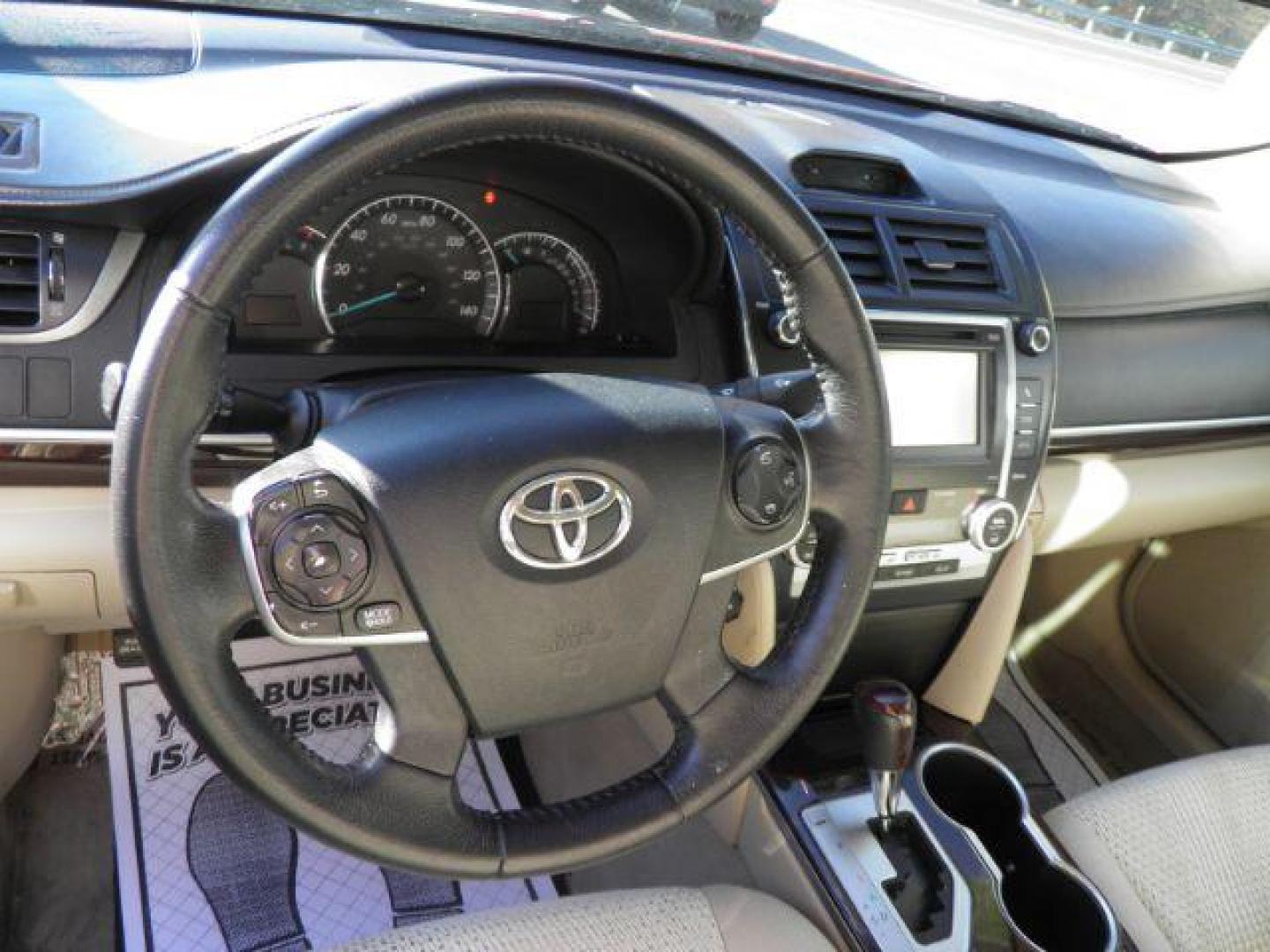 2013 RED TOYOTA CAMRY XLE (4T4BF1FK3DR) with an 2.5 L4 engine, AT transmission, located at 15520 McMullen Hwy SW, Belair, MD, 21502, (301) 729-3700, 39.581375, -78.846451 - Photo#2