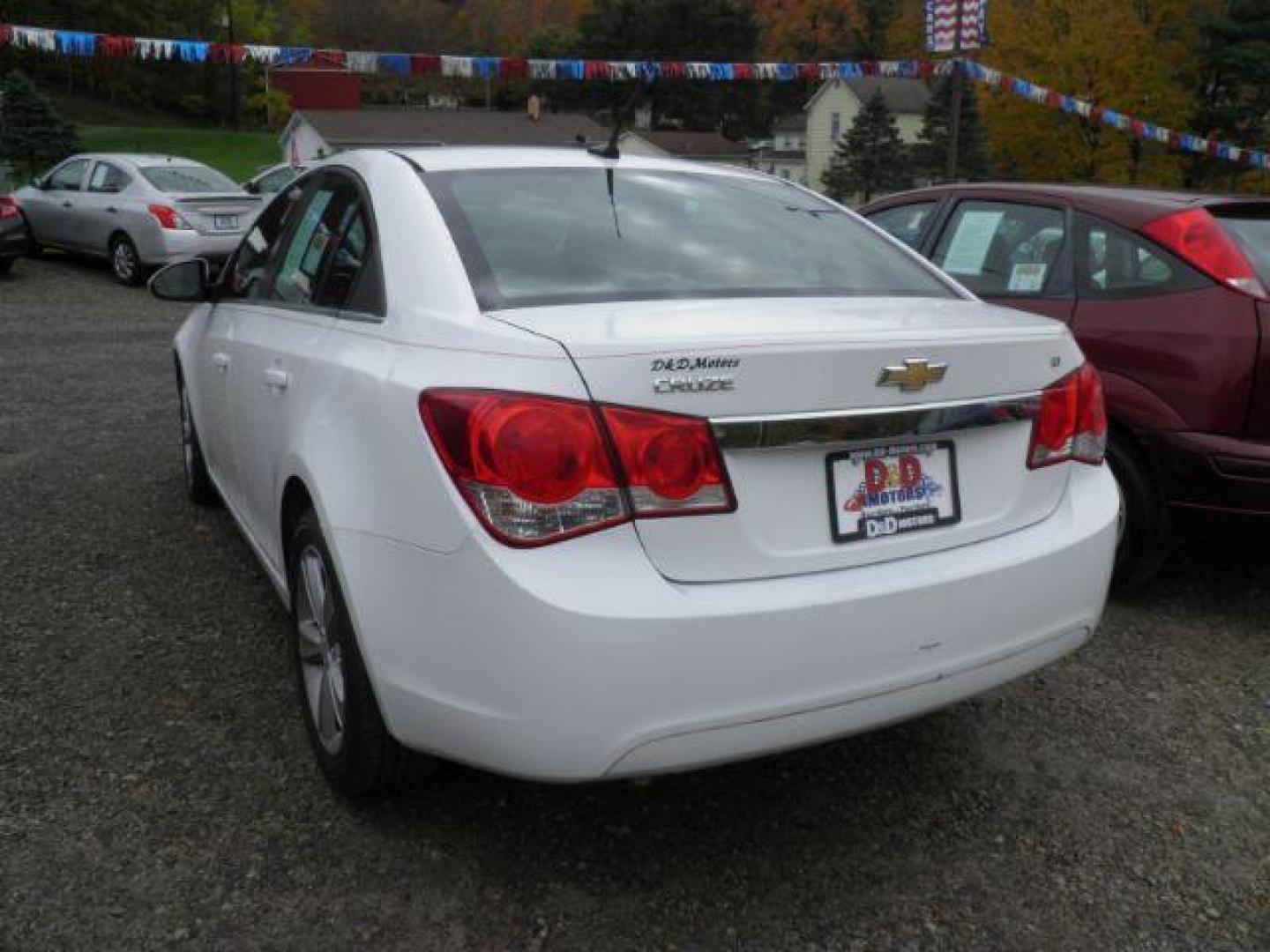 2014 WHITE Chevrolet Cruze 2LT Auto (1G1PE5SB2E7) with an 1.4l L4T engine, AT transmission, located at 19521 New George's Creek Rd SW, Barton, MD, 21521, (301) 463-2404, 39.524323, -79.017906 - Photo#4