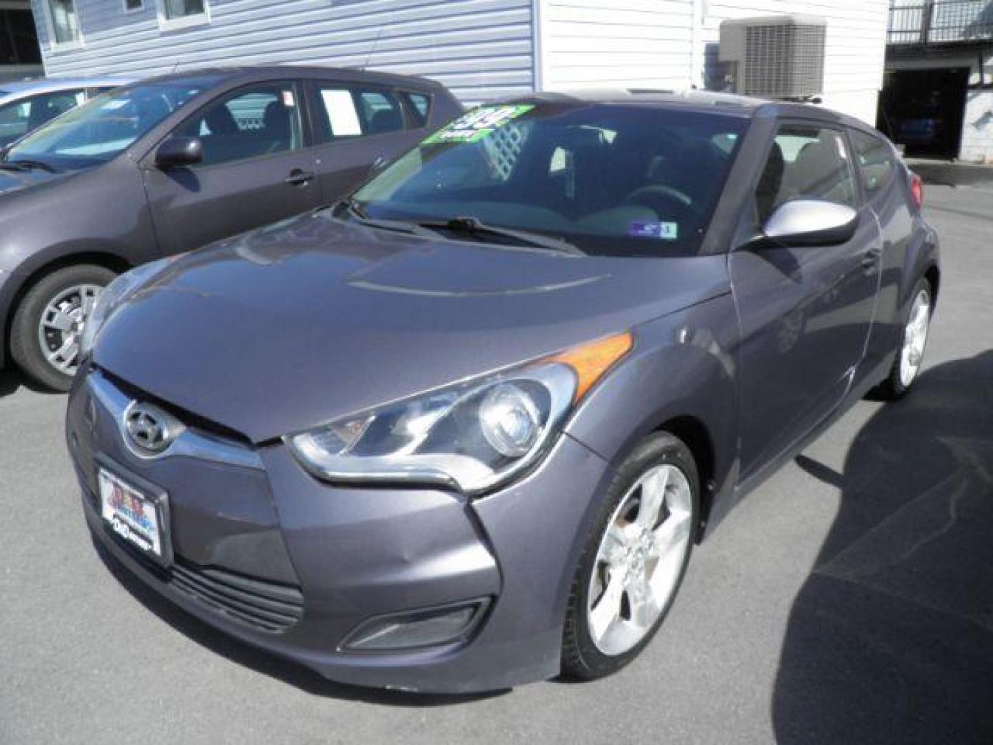 2014 GRAY Hyundai Veloster Base (KMHTC6AD6EU) with an 1.6l L4 engine, AT transmission, located at 15520 McMullen Hwy SW, Belair, MD, 21502, (301) 729-3700, 39.581375, -78.846451 - Photo#0