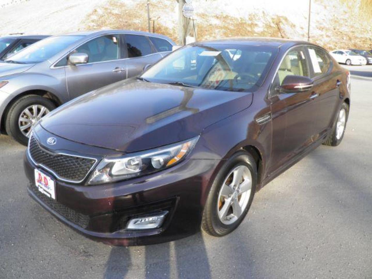 2014 MAROON Kia Optima LX (5XXGM4A7XEG) with an 2.4L L4 DOHC 16V engine, 6-Speed Automatic transmission, located at 15520 McMullen Hwy SW, Belair, MD, 21502, (301) 729-3700, 39.581375, -78.846451 - Photo#0