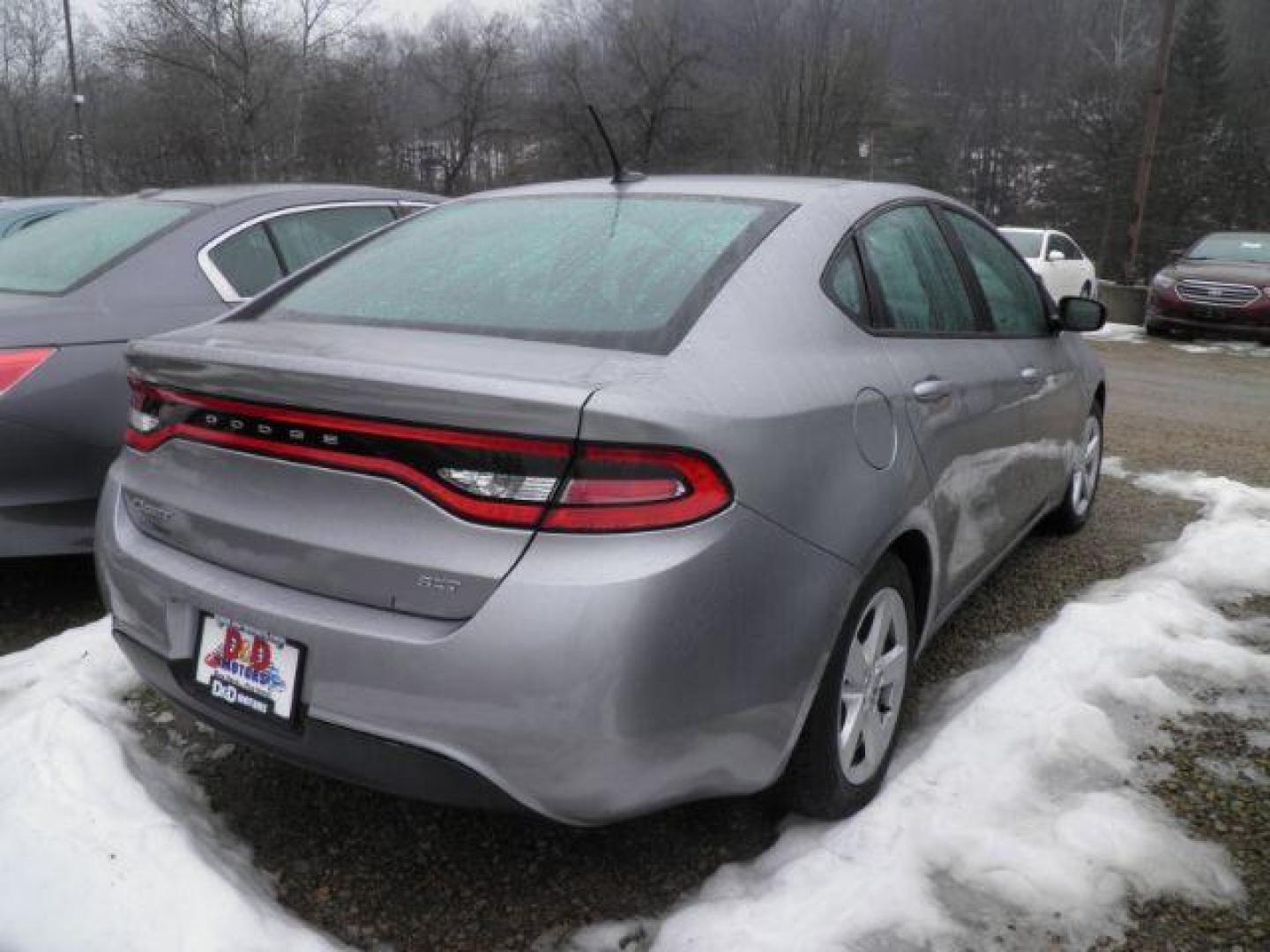 2015 GRAY Dodge Dart SXT (1C3CDFBB8FD) with an 2.4L L4 engine, 6SP transmission, located at 19521 New George's Creek Rd SW, Barton, MD, 21521, (301) 463-2404, 39.524323, -79.017906 - Photo#3