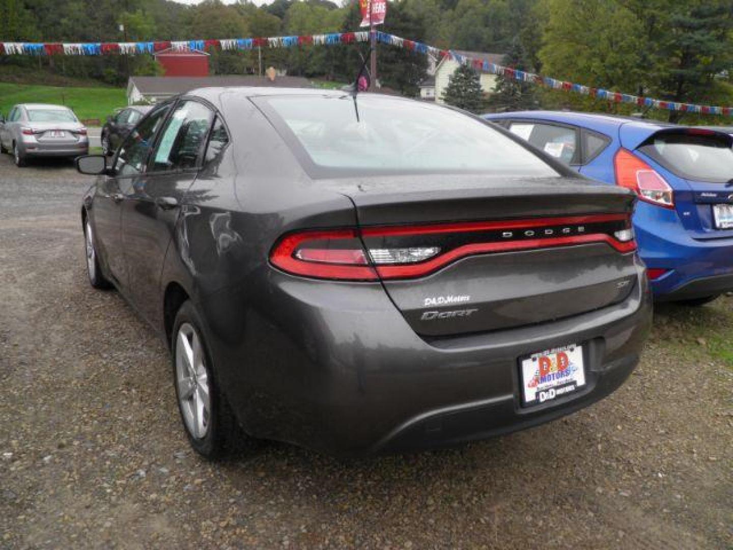 2015 GRAY Dodge Dart SXT (1C3CDFBBXFD) with an 2.4L L4 engine, located at 19521 New George's Creek Rd SW, Barton, MD, 21521, (301) 463-2404, 39.524323, -79.017906 - Photo#4