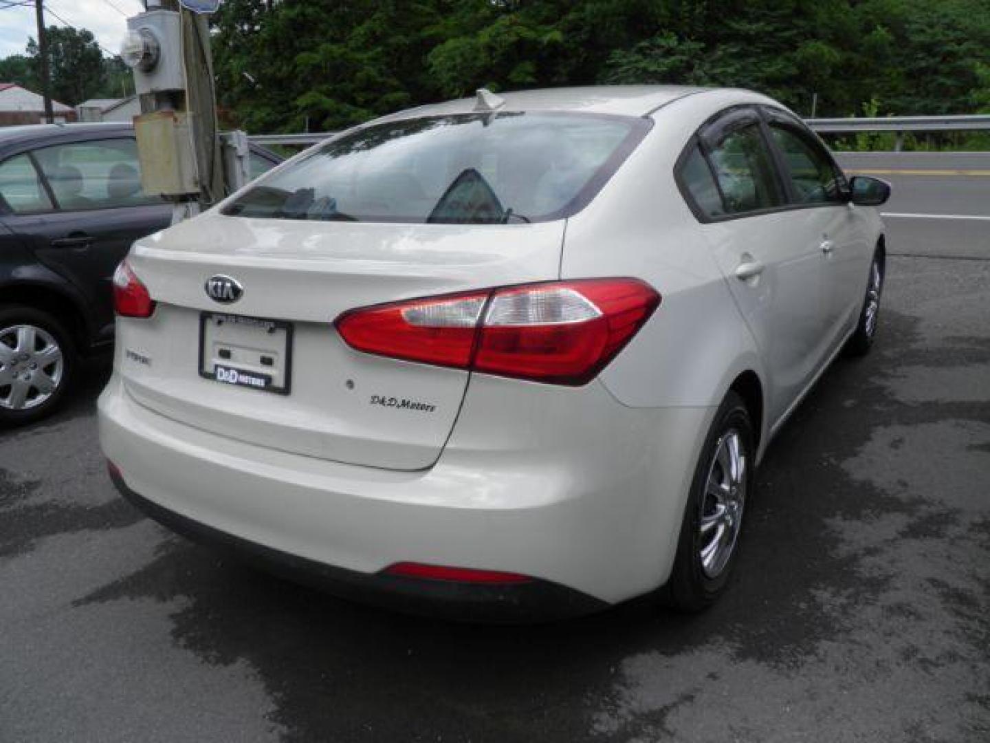 2015 TAN Kia Forte LX (KNAFK4A6XF5) with an 1.8L L4 DOHC 16V engine, AT transmission, located at 15520 McMullen Hwy SW, Belair, MD, 21502, (301) 729-3700, 39.581375, -78.846451 - Photo#3