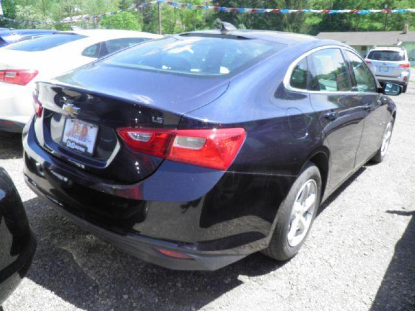 2016 BLUE Chevrolet Malibu 1FL (1G1ZC5ST7GF) with an 1.5L L4 engine, AT transmission, located at 19521 New George's Creek Rd SW, Barton, MD, 21521, (301) 463-2404, 39.524323, -79.017906 - Photo#4