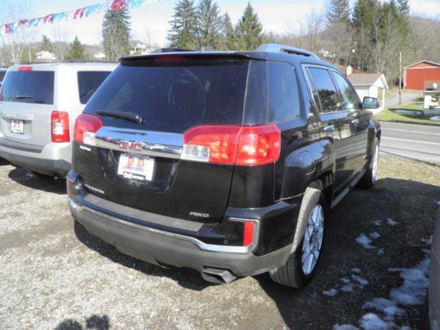 2016 BLACK GMC Terrain SLT AWD (2GKFLUE38G6) with an 3.6L V6 engine, AT transmission, located at 19521 New George's Creek Rd SW, Barton, MD, 21521, (301) 463-2404, 39.524323, -79.017906 - Photo#4