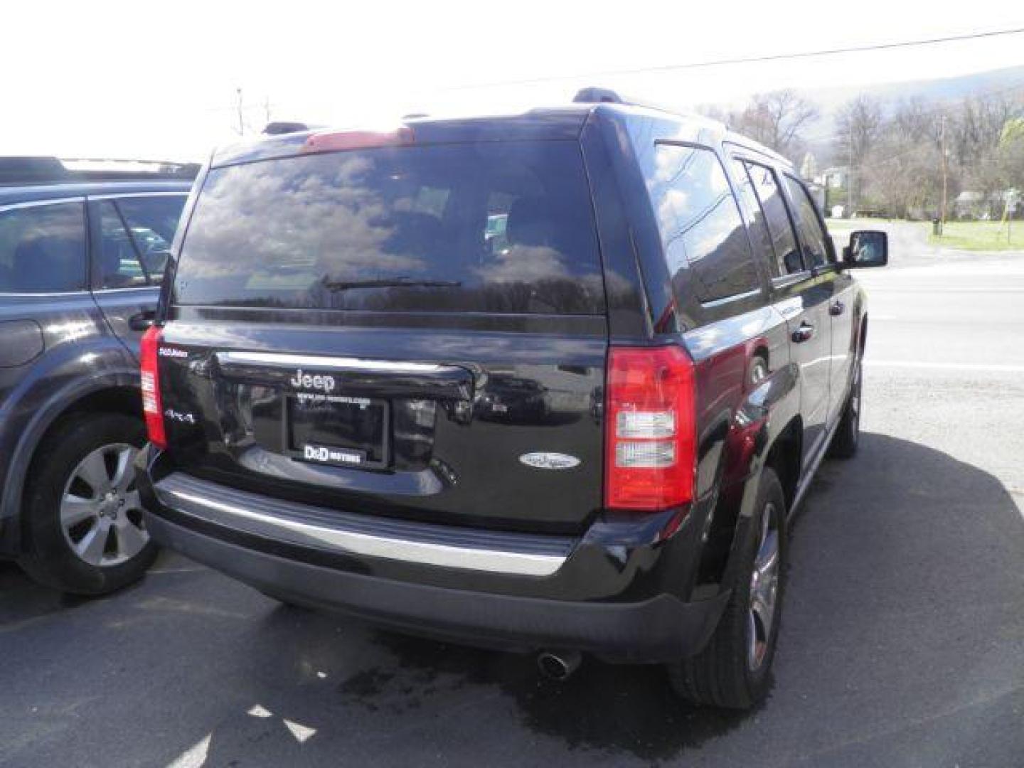 2016 BLACK Jeep Patriot Latitude 4WD (1C4NJRFB0GD) with an 2.4L L4 engine, AT transmission, located at 15520 McMullen Hwy SW, Belair, MD, 21502, (301) 729-3700, 39.581375, -78.846451 - Photo#5