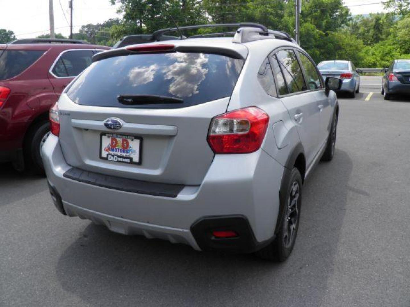 2016 SILVER SUBARU CROSSTEK 2.0i Premium PZEV 5M (JF2GPABC3G9) with an 2.0L L4 engine, MAN transmission, located at 15520 McMullen Hwy SW, Belair, MD, 21502, (301) 729-3700, 39.581375, -78.846451 - Photo#4