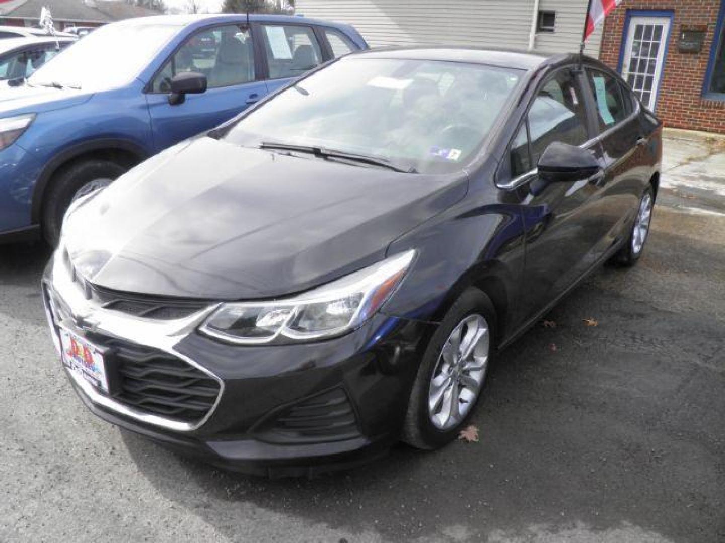 2019 BLACK /Jet Black, cloth Chevrolet CRUZE LT Auto (1G1BE5SM4K7) with an 1.4 TRBO engine, AT transmission, located at 19521 New George's Creek Rd SW, Barton, MD, 21521, (301) 463-2404, 39.524323, -79.017906 - Photo#0