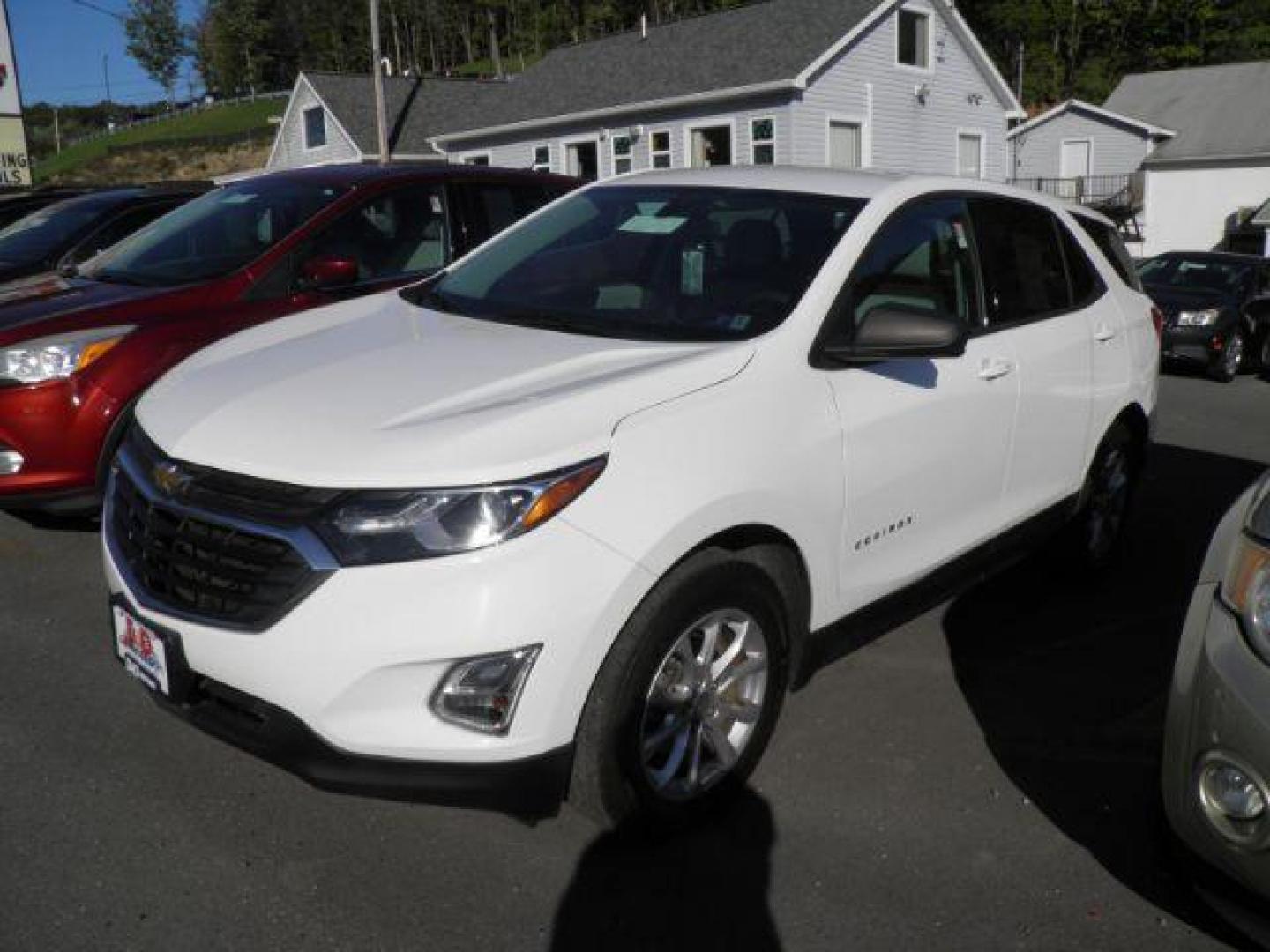 2019 WHITE /Medium Ash Gray, premium cloth Chevrolet Equinox LS 1.5 AWD (3GNAXSEV0KS) with an 1.5 L4 engine, AT transmission, located at 15520 McMullen Hwy SW, Belair, MD, 21502, (301) 729-3700, 39.581375, -78.846451 - Photo#0