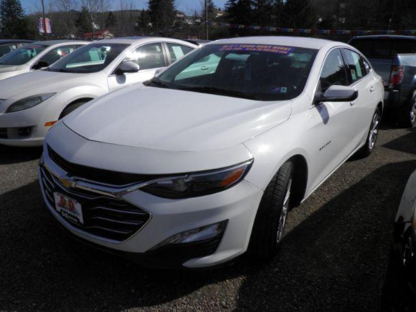 2019 WHITE Chevrolet Malibu LT (1G1ZD5ST1KF) with an 1.5L L4 engine, AT transmission, located at 19521 New George's Creek Rd SW, Barton, MD, 21521, (301) 463-2404, 39.524323, -79.017906 - Photo#0