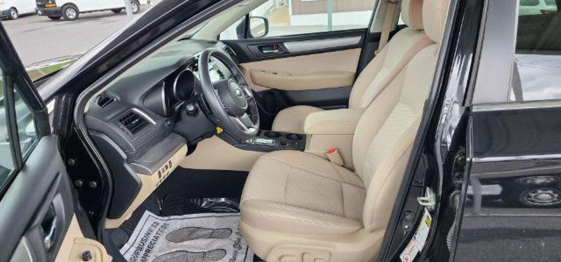 2019 BLACK /Warm Ivory Cloth, cloth SUBARU OUTBACK 2.5i Premium (4S4BSAFC7K3) with an 2.5 L4 engine, AT transmission, located at 15520 McMullen Hwy SW, Belair, MD, 21502, (301) 729-3700, 39.581375, -78.846451 - FOR A BETTER PRICE CALL PAUL AT 301-268-8150 - Photo#3